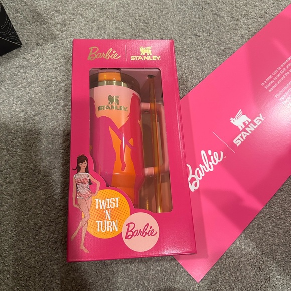 Barbie Stanley 40oz - Picture 2 of 5